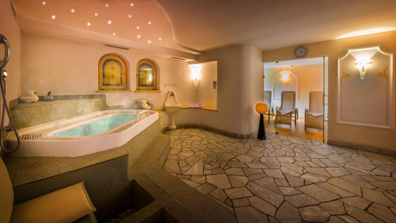 Hotel Armin Сельва-ді-Валь-Гардена Екстер'єр фото