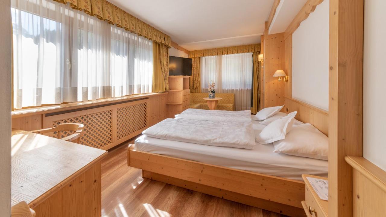 Hotel Armin Сельва-ді-Валь-Гардена Екстер'єр фото
