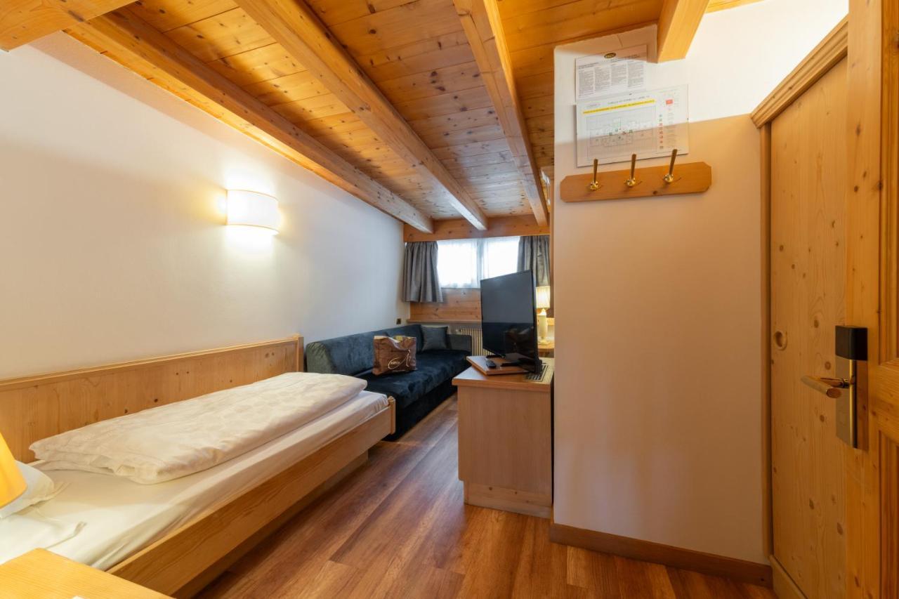 Hotel Armin Сельва-ді-Валь-Гардена Екстер'єр фото
