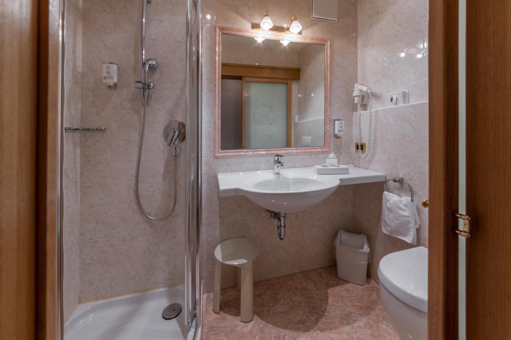 Hotel Armin Сельва-ді-Валь-Гардена Екстер'єр фото