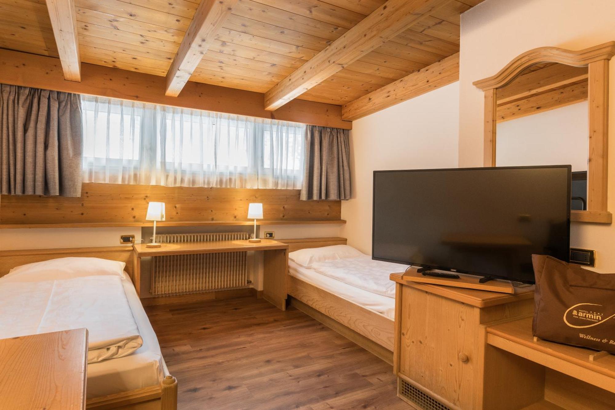 Hotel Armin Сельва-ді-Валь-Гардена Екстер'єр фото