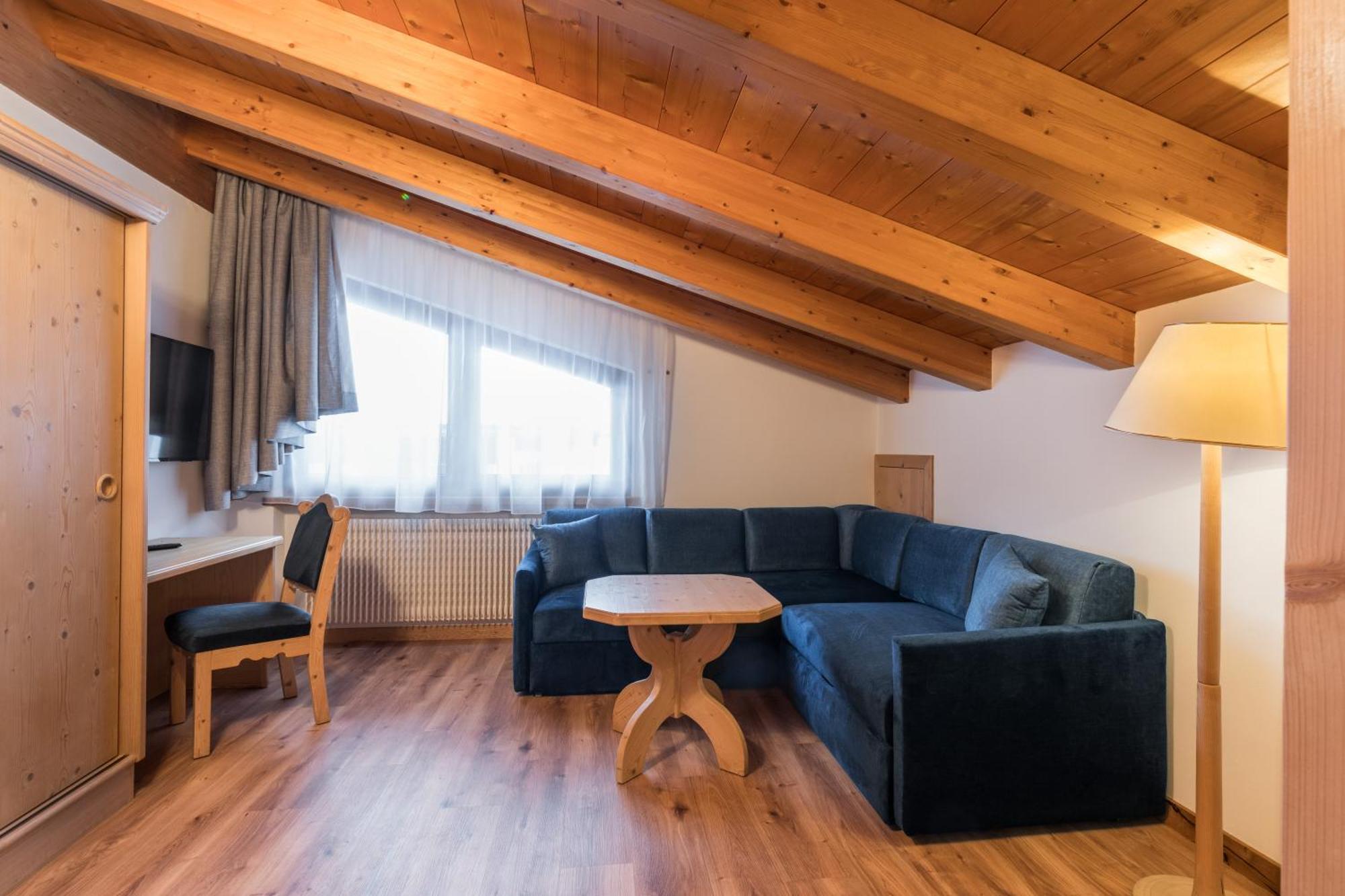 Hotel Armin Сельва-ді-Валь-Гардена Екстер'єр фото